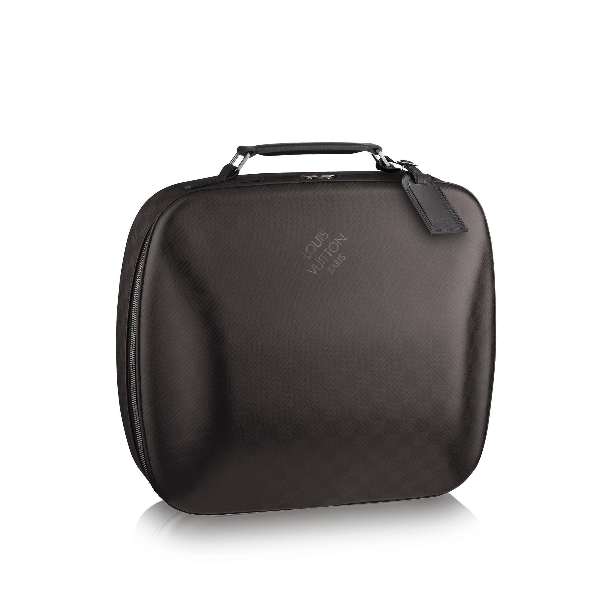 Business Case i8 - TRAVEL & LUGGAGE | LOUIS VUITTON