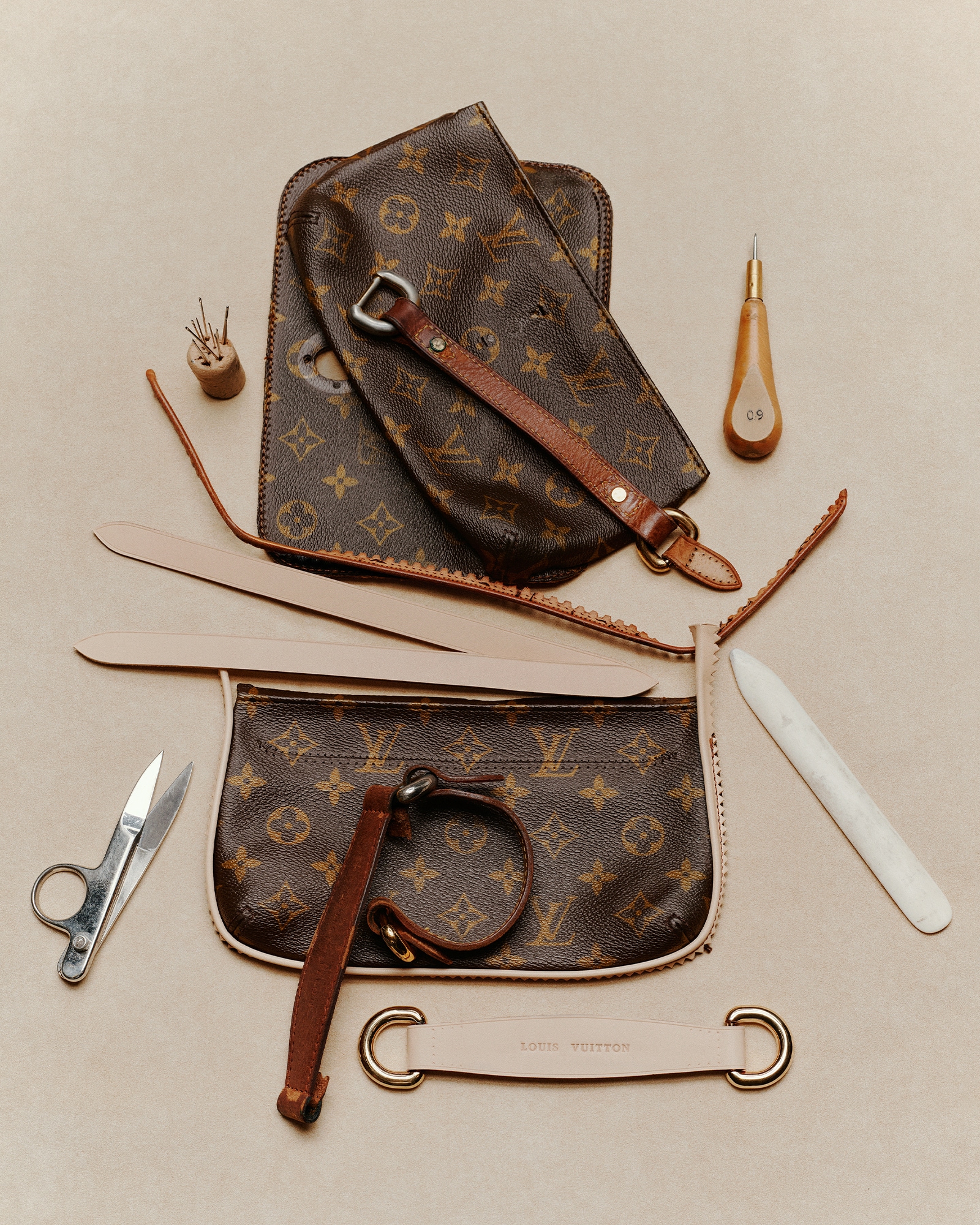 Louis Vuitton Repairs | LOUIS VUITTON ®