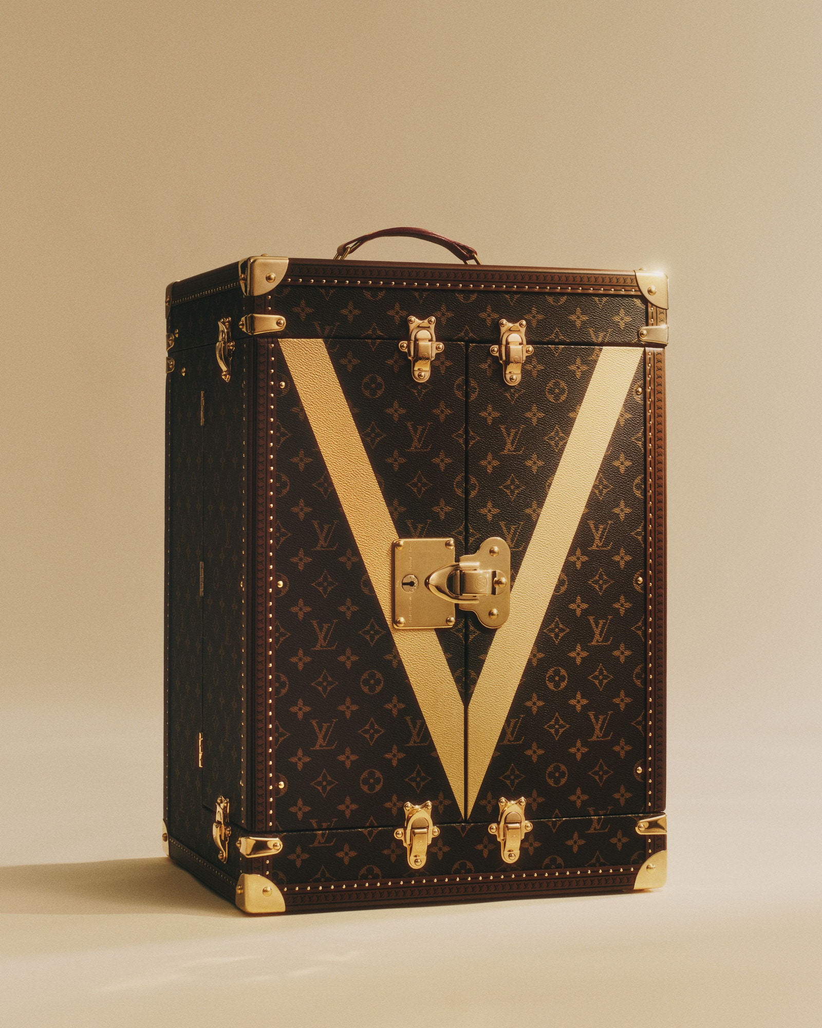 Louis Vuitton and FIFA World Cup™ | LOUIS VUITTON ®