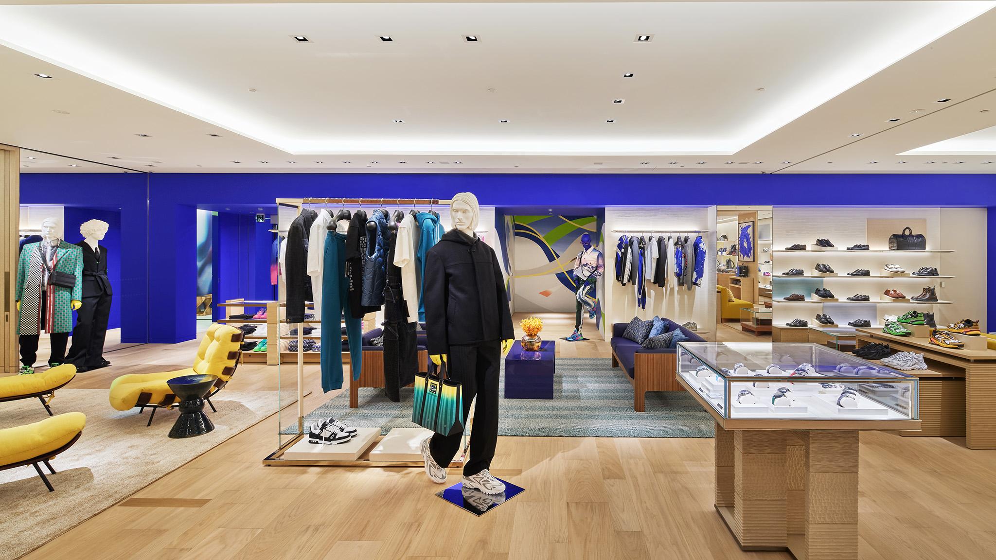 Louis Vuitton Kobe Kyoryuchi store, Japan