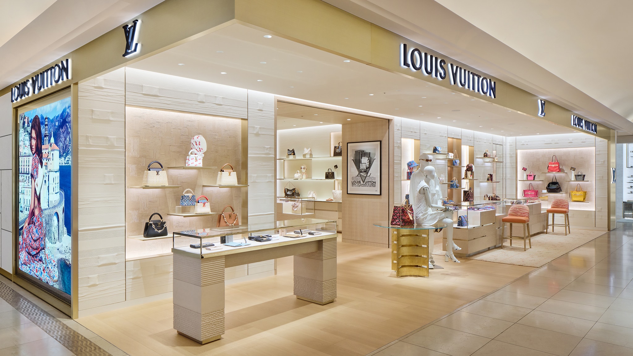 MS　　有り難う御座いますLOUIS VUITTON Louis Vuitton Osaka Hankyu Umeda Women 2F store, Japan