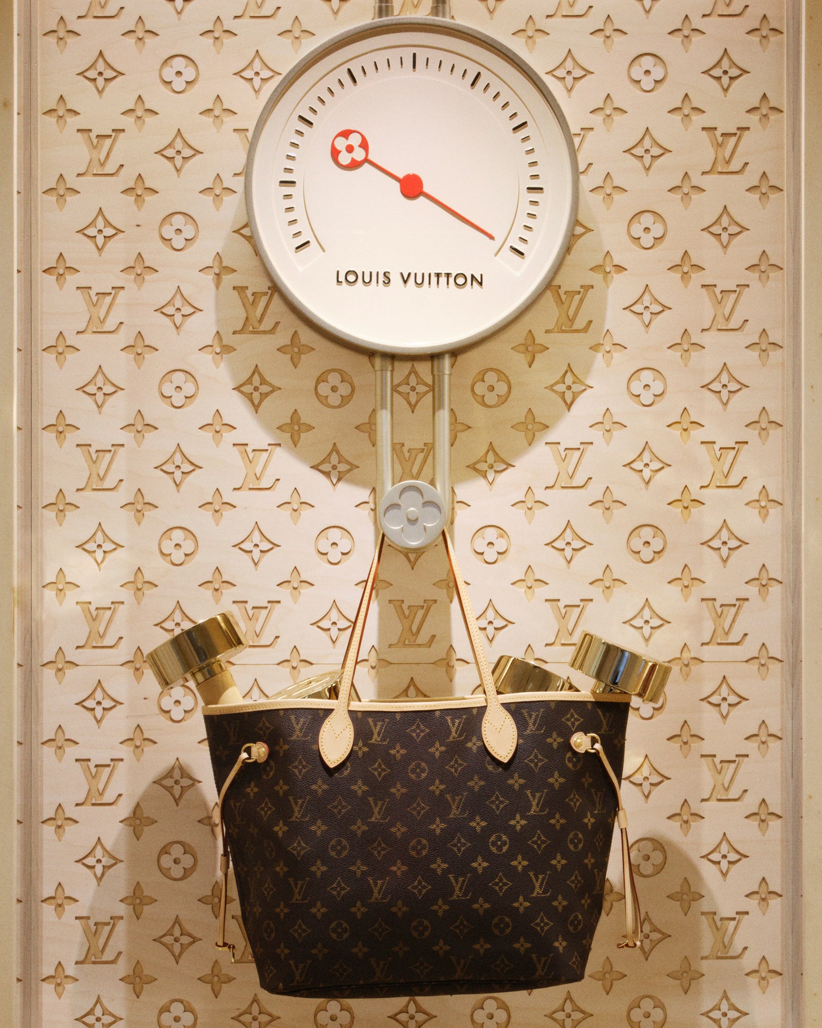 LOUIS VUITTON LONDON HOTEL | LOUIS VUITTON | LOUIS VUITTON ®