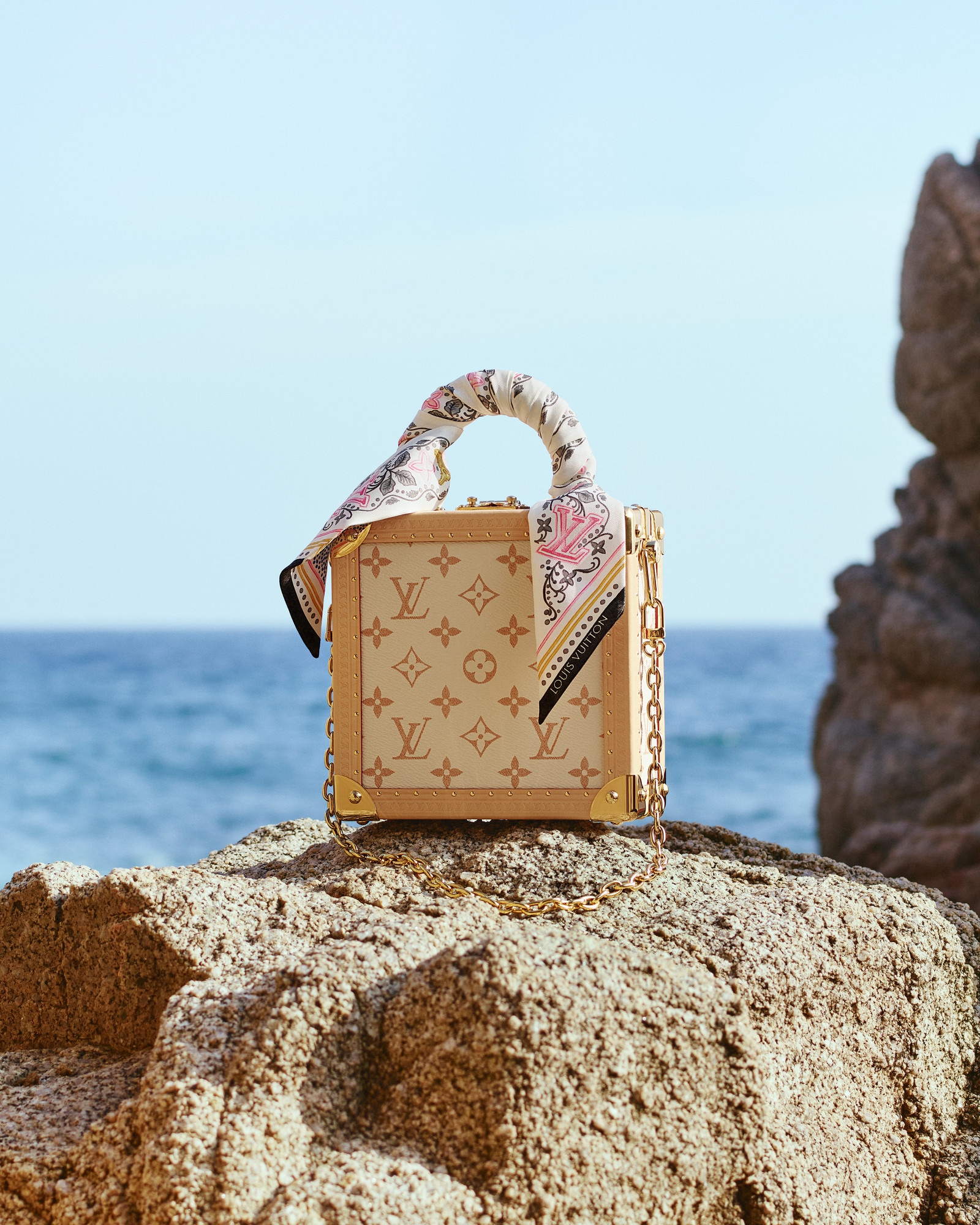 New LV Resort Collection for Elevated Summer Styles | LOUIS VUITTON ®