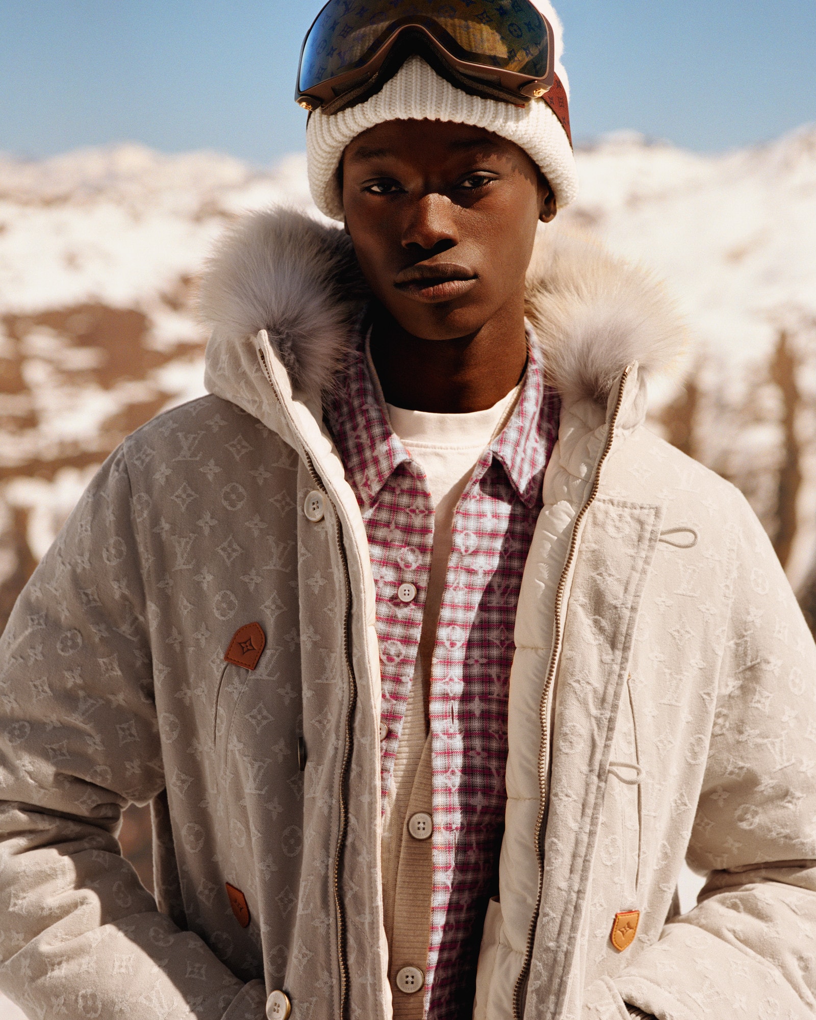 LOUIS VUITTON ウール100% スカーフ＆キャップ セット Newest Men's Accessories: Luxury Belts, Hats & Ties | LOUIS VUITTON ®
