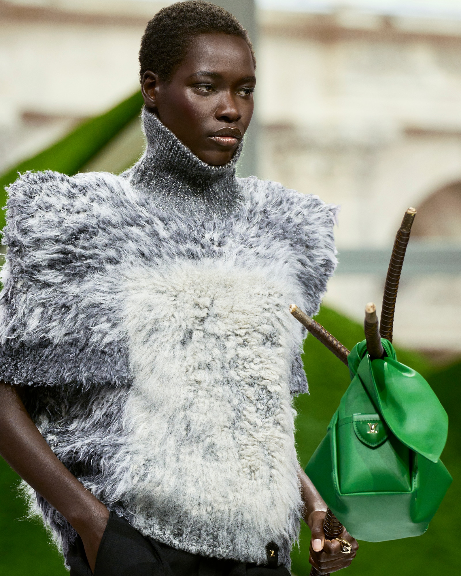 Fall-Winter 2026 Show | LOUIS VUITTON ®