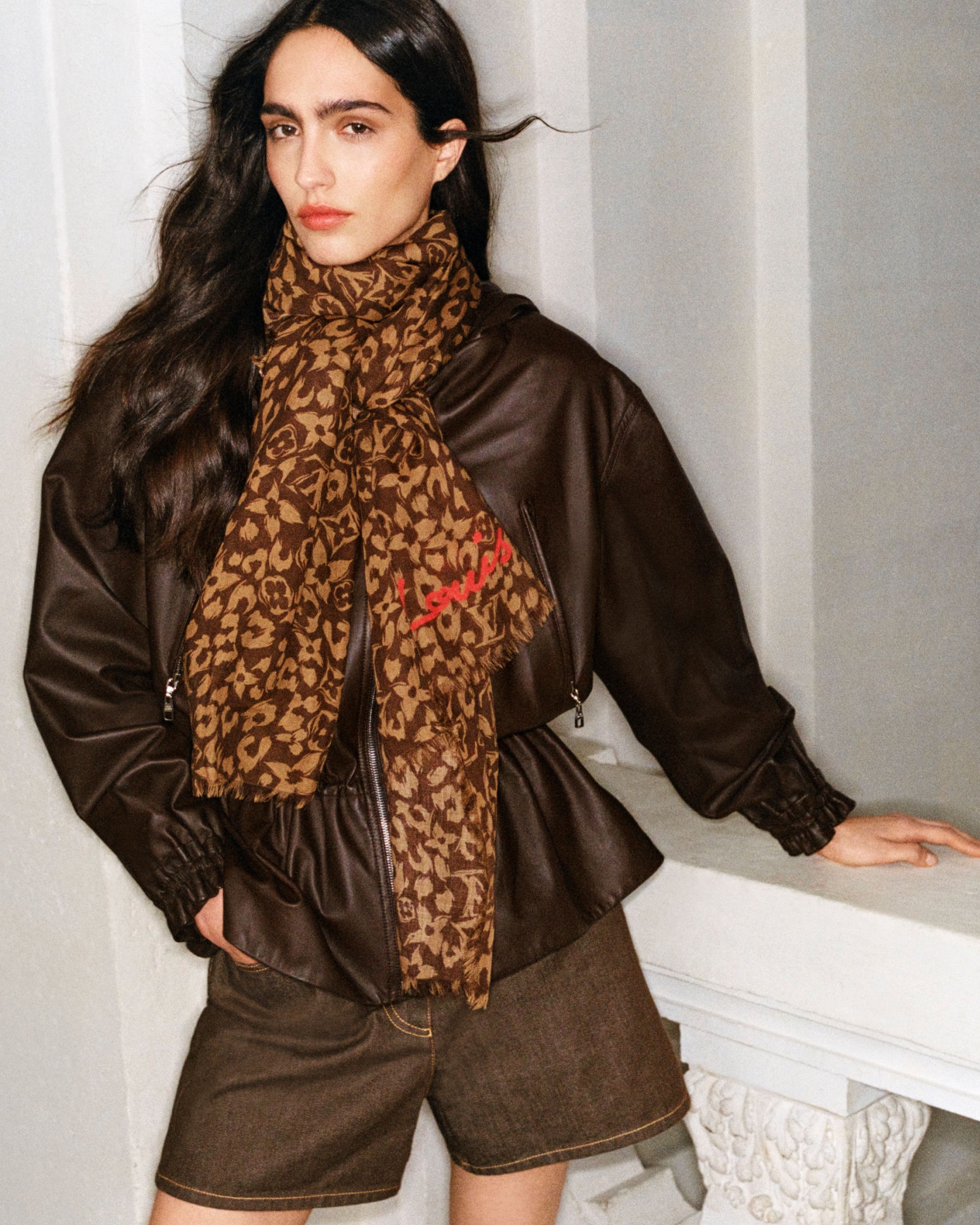 Designer Stoles for Women - LOUIS VUITTON ®