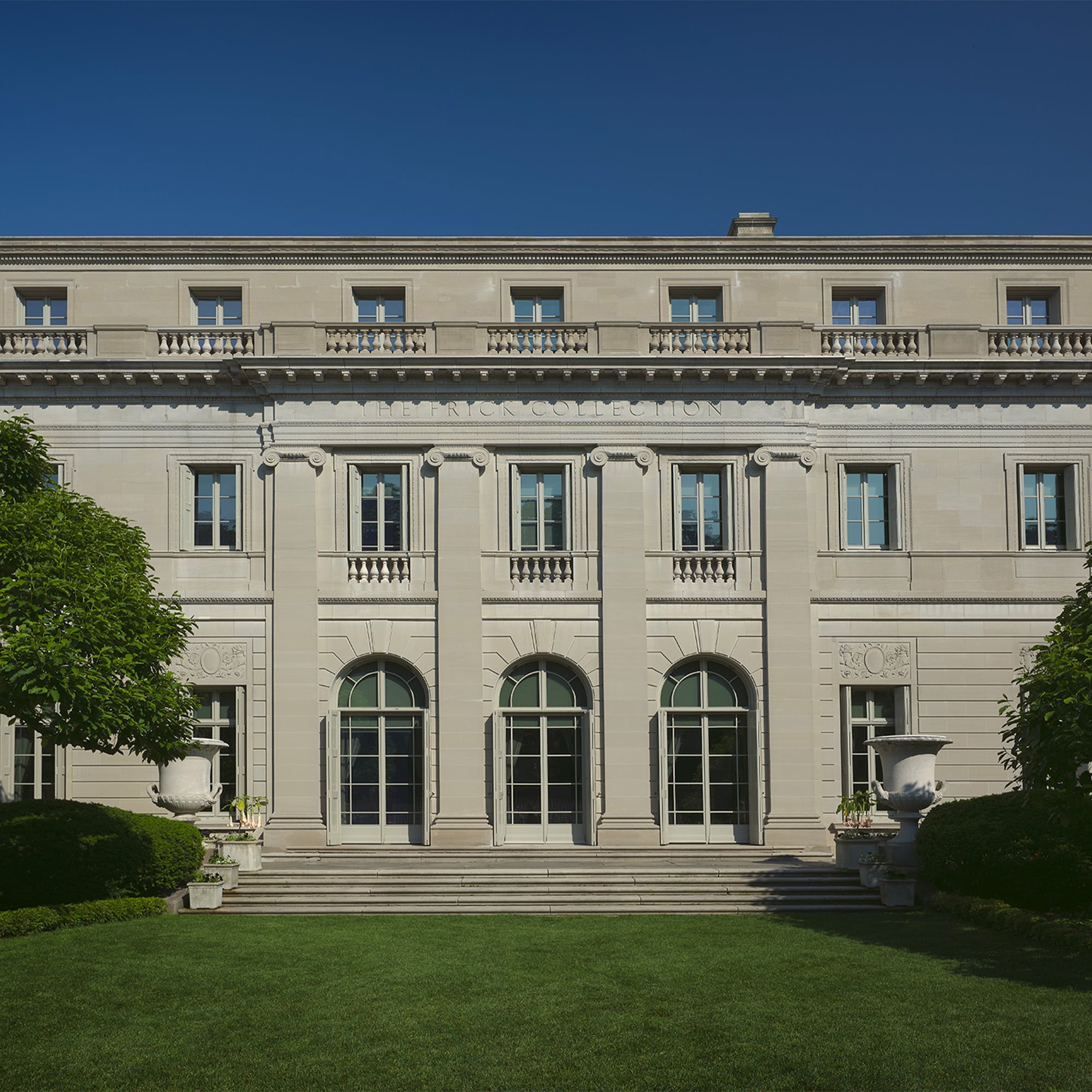 The Frick Collection | LOUIS VUITTON ®