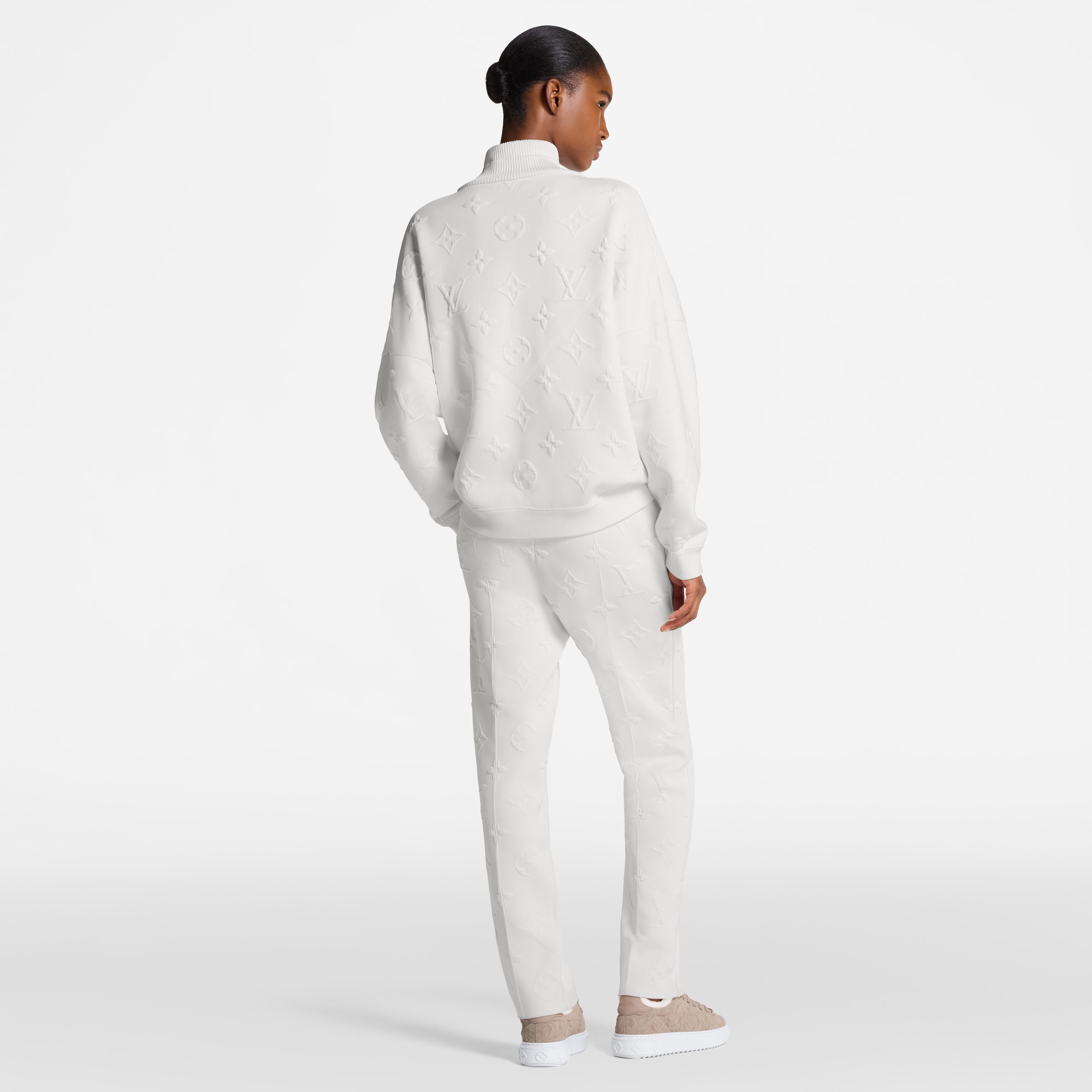  Ready-to-Wear Knitwear 3D Monogram Ribbed Neck Sweater | Louis Vuitton ® (Product zoom)