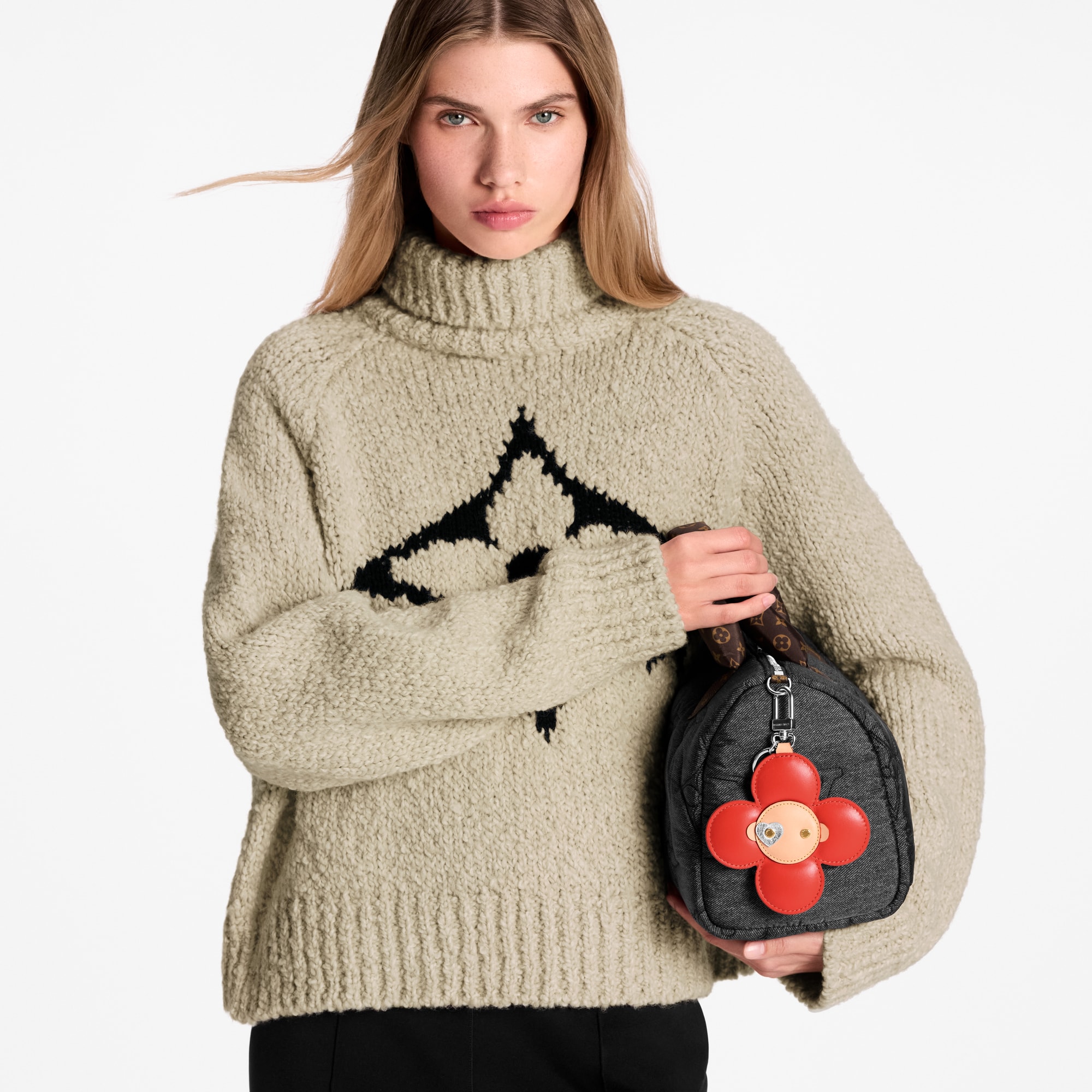 S00 Accessories Key Holders and Bag Charms 57th Street NYC Vivienne I LV NY Bag Charm | Louis Vuitton ® (Product zoom)