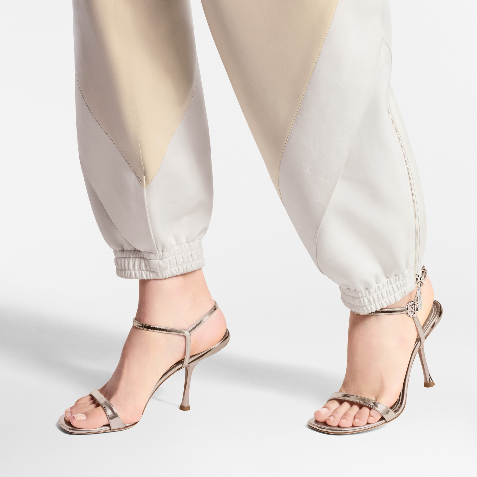  Shoes Sandals and Espadrilles  6AM Sandal | Louis Vuitton ® (Product zoom)