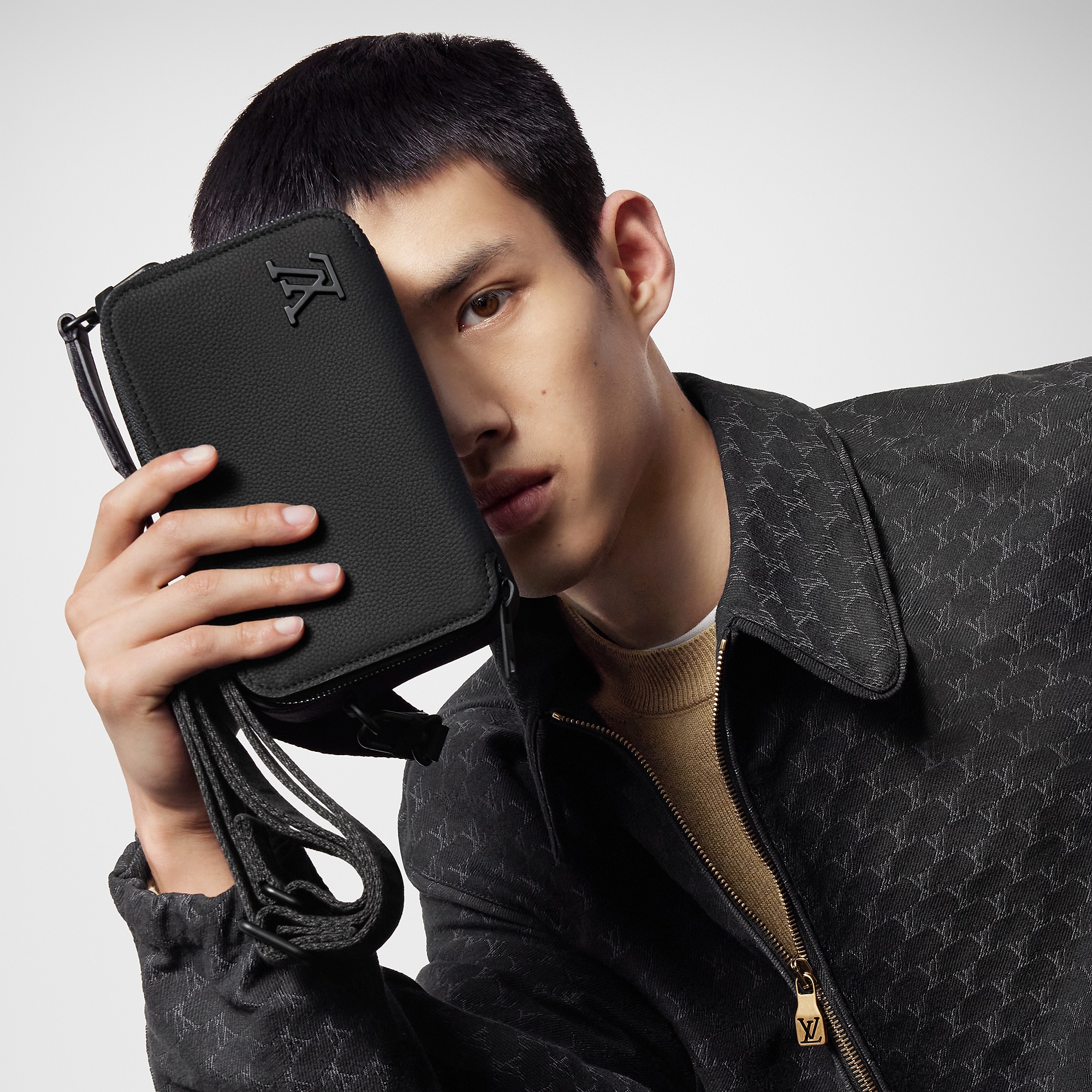 Alpha Wearable Wallet