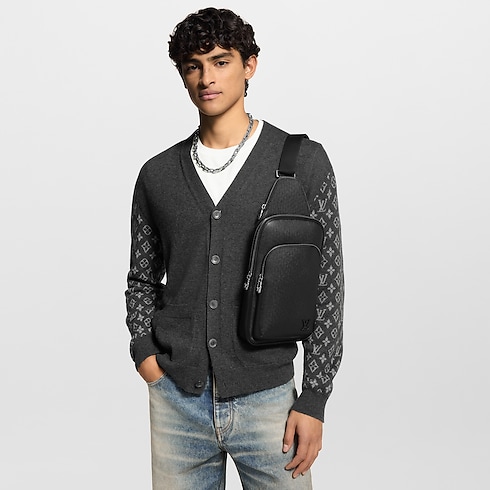 Taiga Leather Bags All Collections Avenue Slingbag | Louis Vuitton ® (Product zoom)