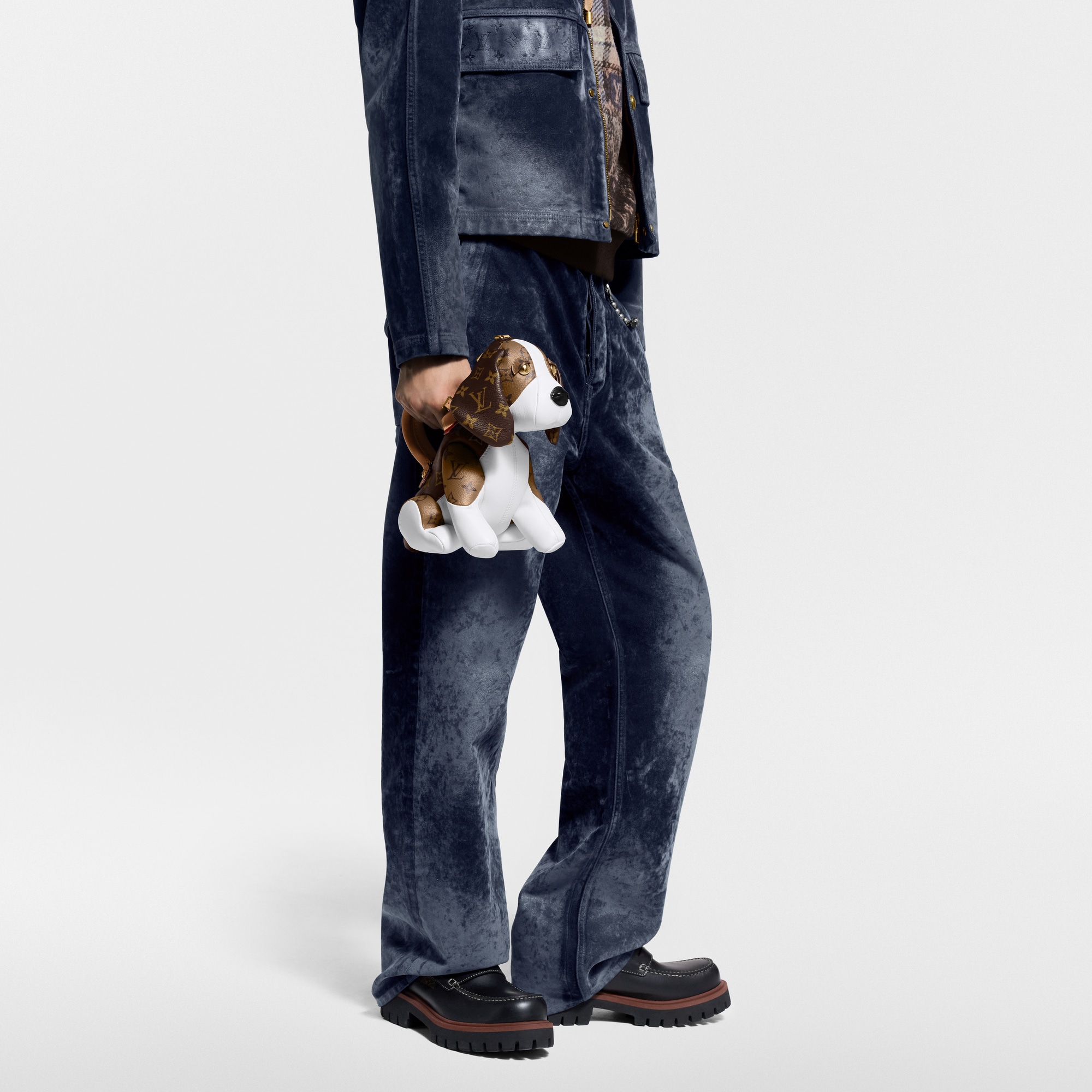 Monogram Heritage Small Leather Goods Mini Bags Beagle Bag | Louis Vuitton ® (Product zoom)