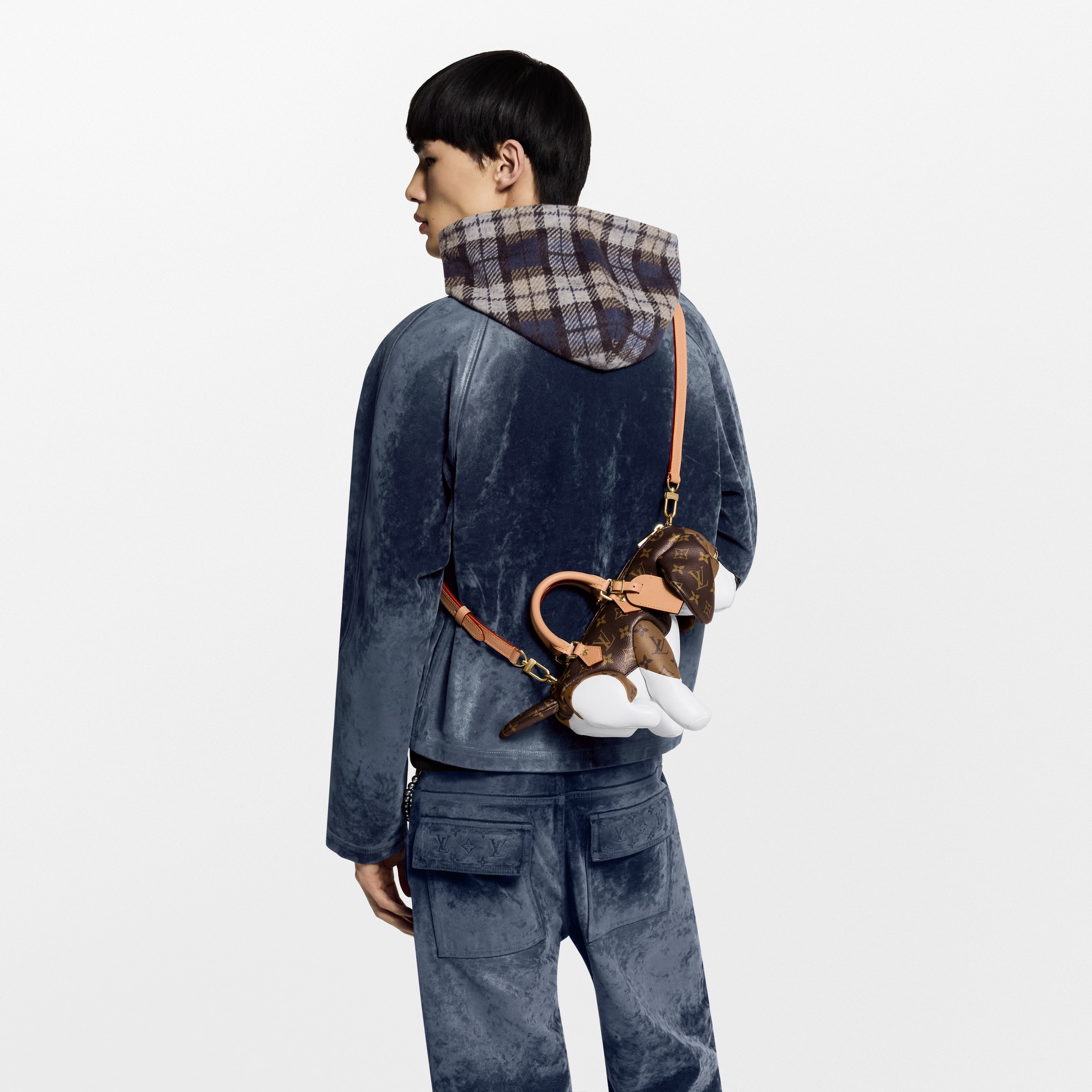 Monogram Heritage Small Leather Goods Mini Bags Beagle Bag | Louis Vuitton ® (Product zoom)