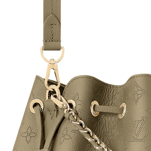 Mahina Women's Bags Newness Bella Tote | Louis Vuitton ® (Product zoom)
