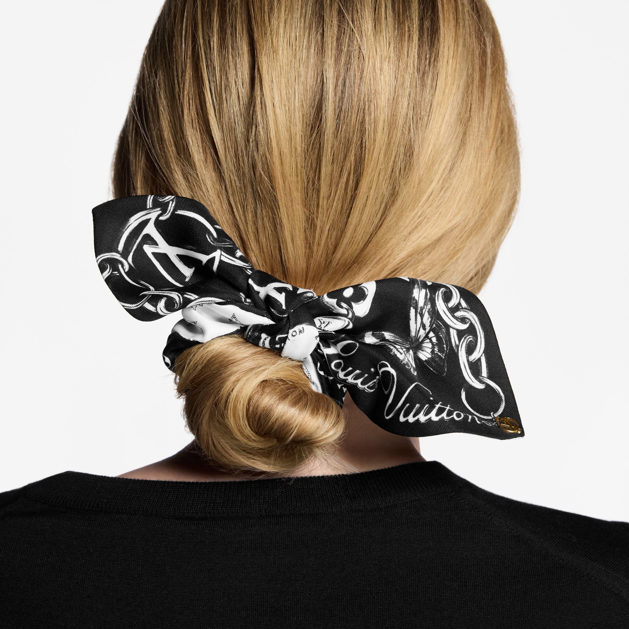 S00 Accessories Hair Accessories Blooming Monogram Scrunchy | Louis Vuitton ® (Product zoom)