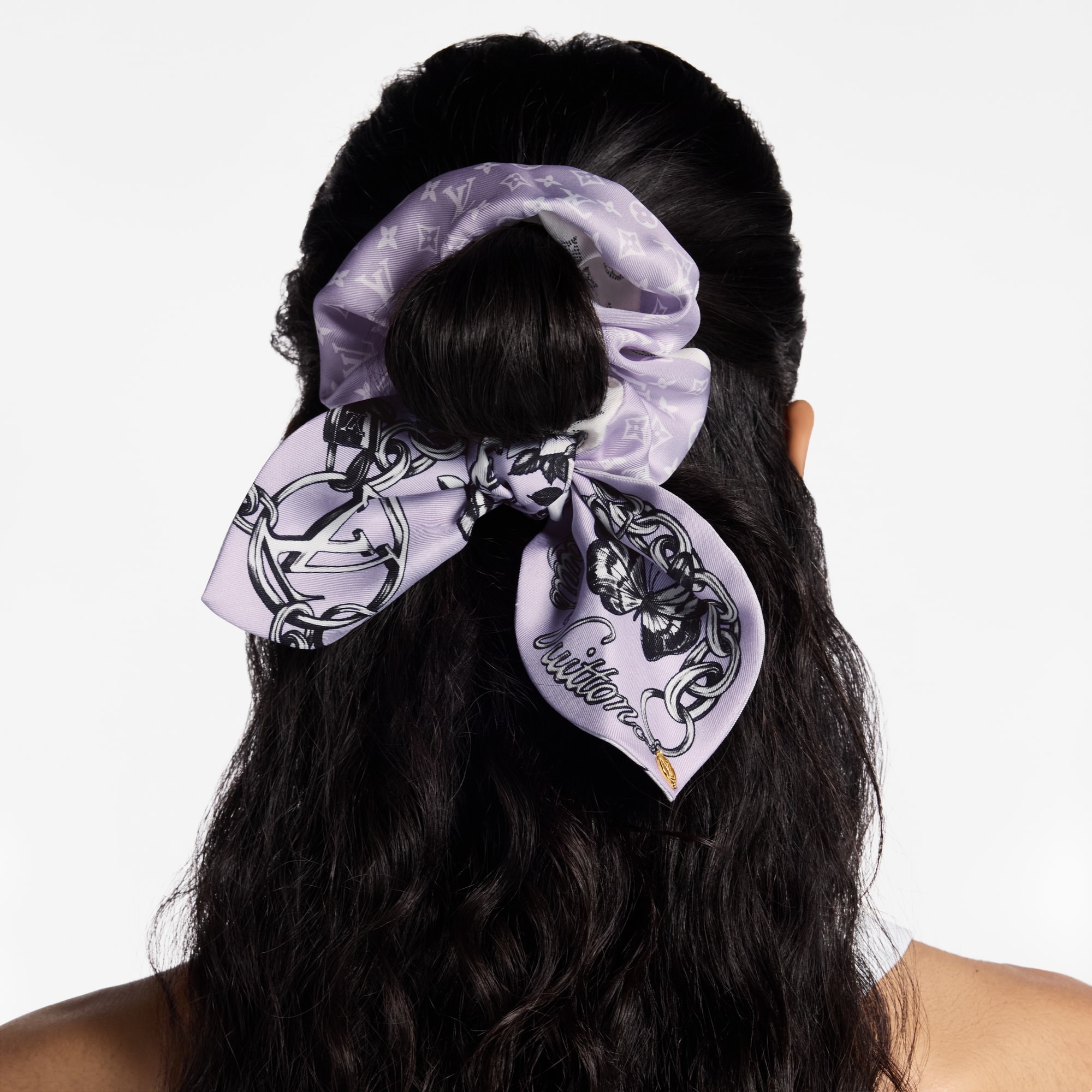 S00 Accessories Hair Accessories Blooming Monogram Scrunchy | Louis Vuitton ® (Product zoom)