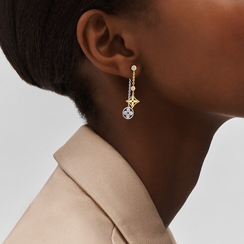 Categories All Fine Jewelry Blossom long earrings, 3 golds and diamonds | Louis Vuitton ® (Product zoom)