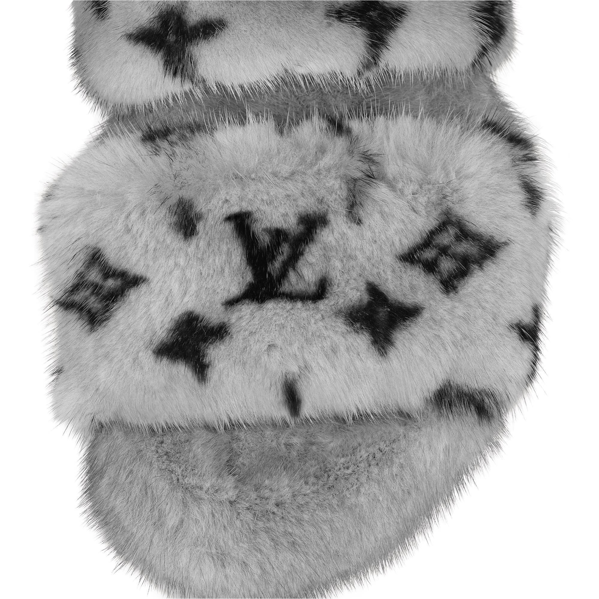louis vuitton mink slides