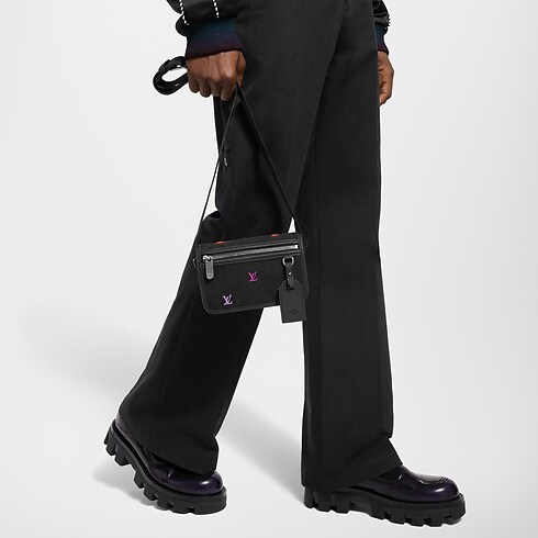 Monogram Heritage Small Leather Goods Mini Bags Bosphore Wearable Wallet | Louis Vuitton ® (Product zoom)