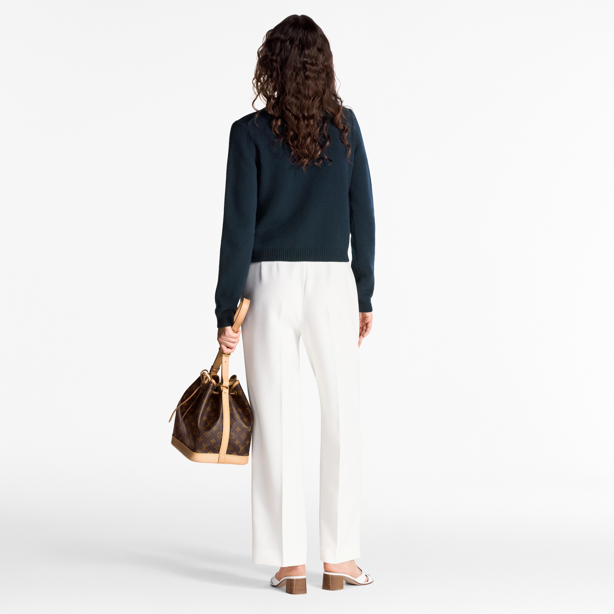  Ready-to-Wear Knitwear Bouclé Pocket Cardigan | Louis Vuitton ® (Product zoom)