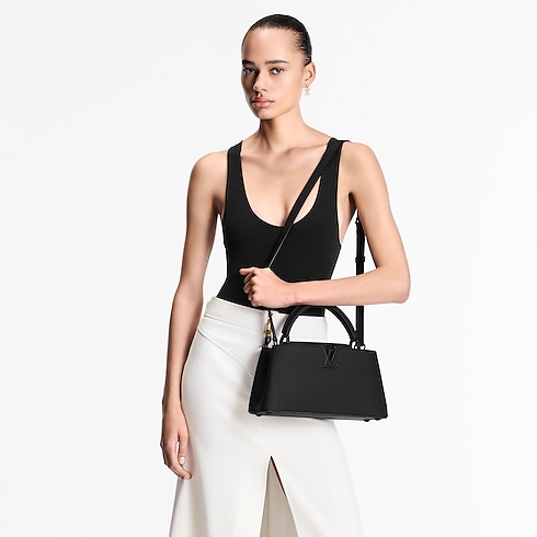 Capucines Handbags Capucines Capucines East-West MM | Louis Vuitton ® (Product zoom)