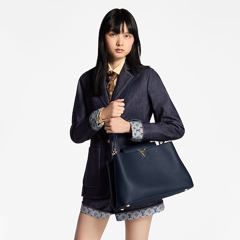 Capucines Leather Goods and Travel Capucines Capucines GM Souple | Louis Vuitton ® (Product zoom)