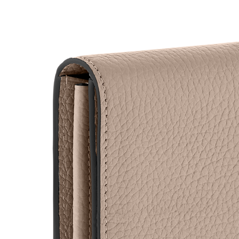 Taurillon Leather Small Leather Goods All Small Leather Goods Capucines Wallet | Louis Vuitton ® (Product zoom)