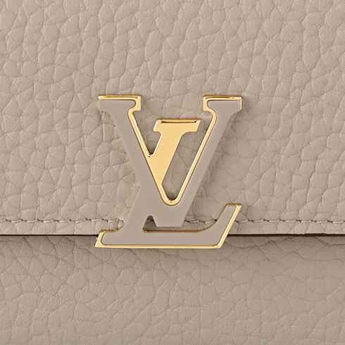 Taurillon Leather Small Leather Goods All Small Leather Goods Capucines XS Wallet | Louis Vuitton ® (Product zoom)