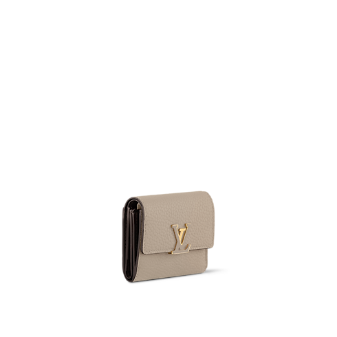 Taurillon Leather Small Leather Goods All Small Leather Goods Capucines XS Wallet | Louis Vuitton ® (Product zoom)