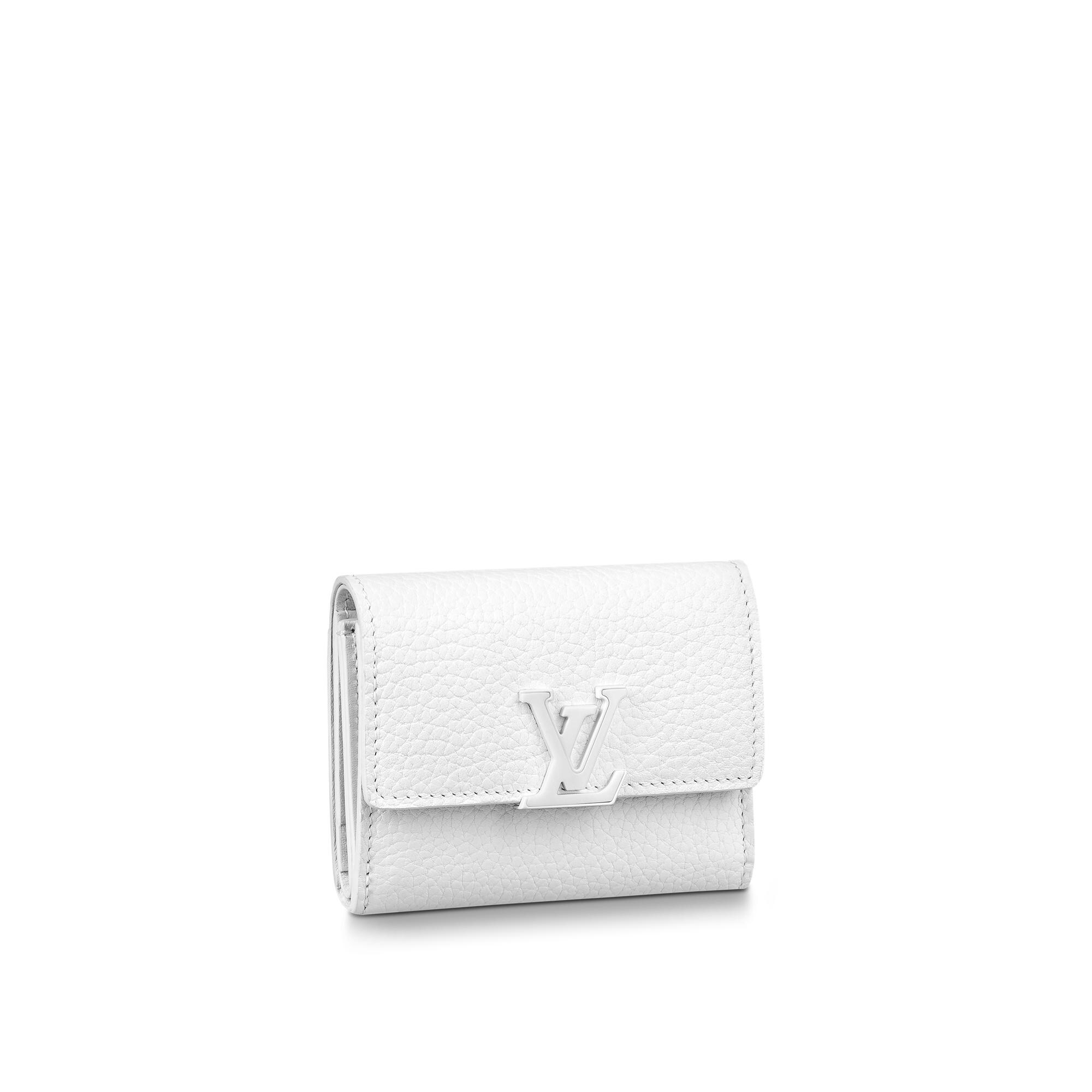 lv capucines wallet