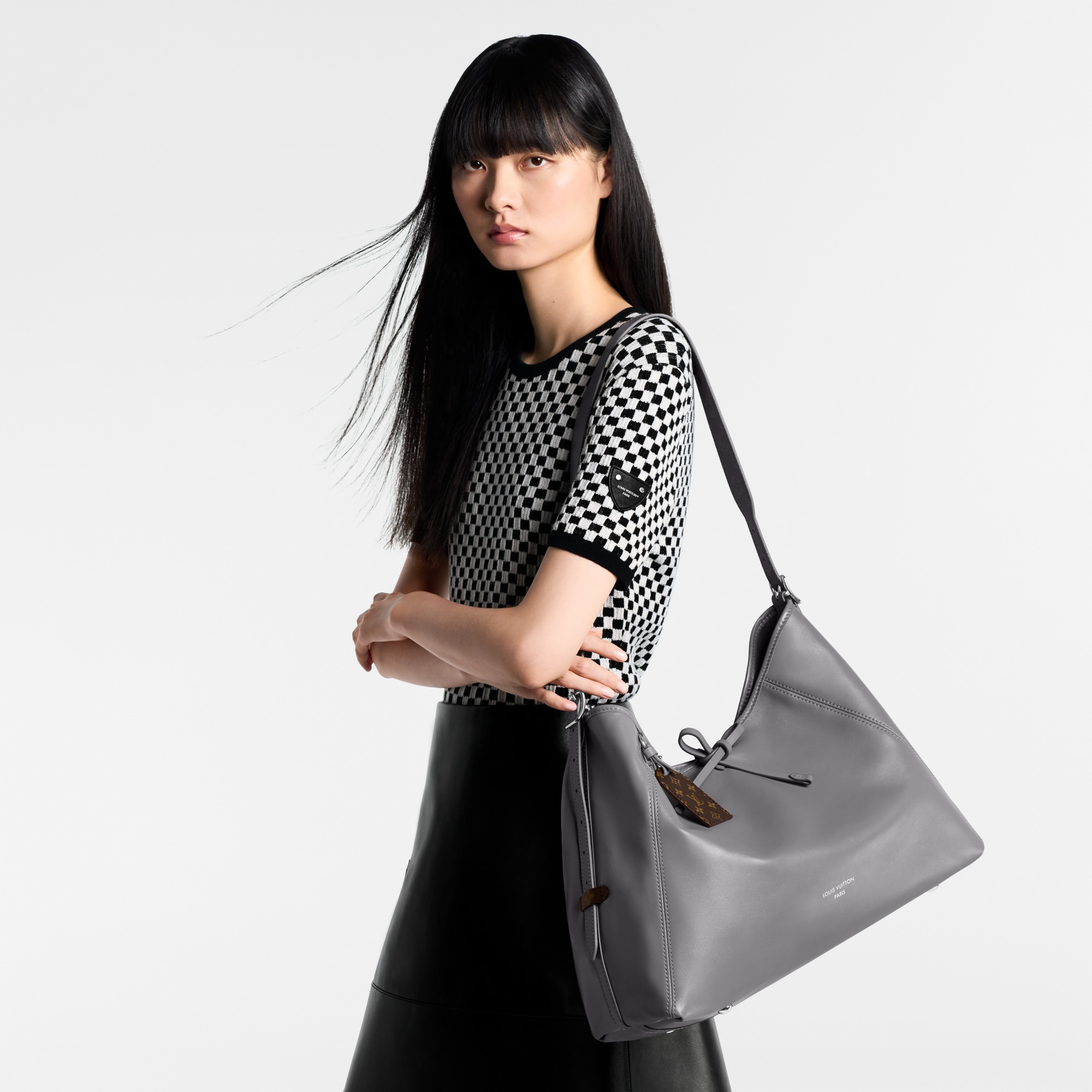 LV Vibe Handbags All Handbags CarryAll Vibe MM | Louis Vuitton ® (Product zoom)