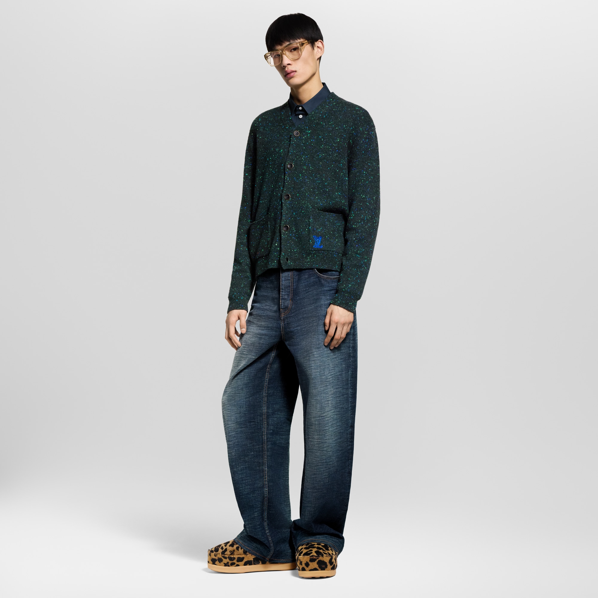  Ready-to-Wear All Ready-to-Wear Cashmere Cardigan | Louis Vuitton ® (Product zoom)
