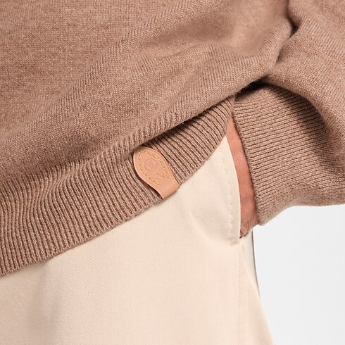 Ready-to-Wear Knitwear and Sweatshirts Cashmere Hoodie With Vvn Signature | Louis Vuitton ® (Product zoom)