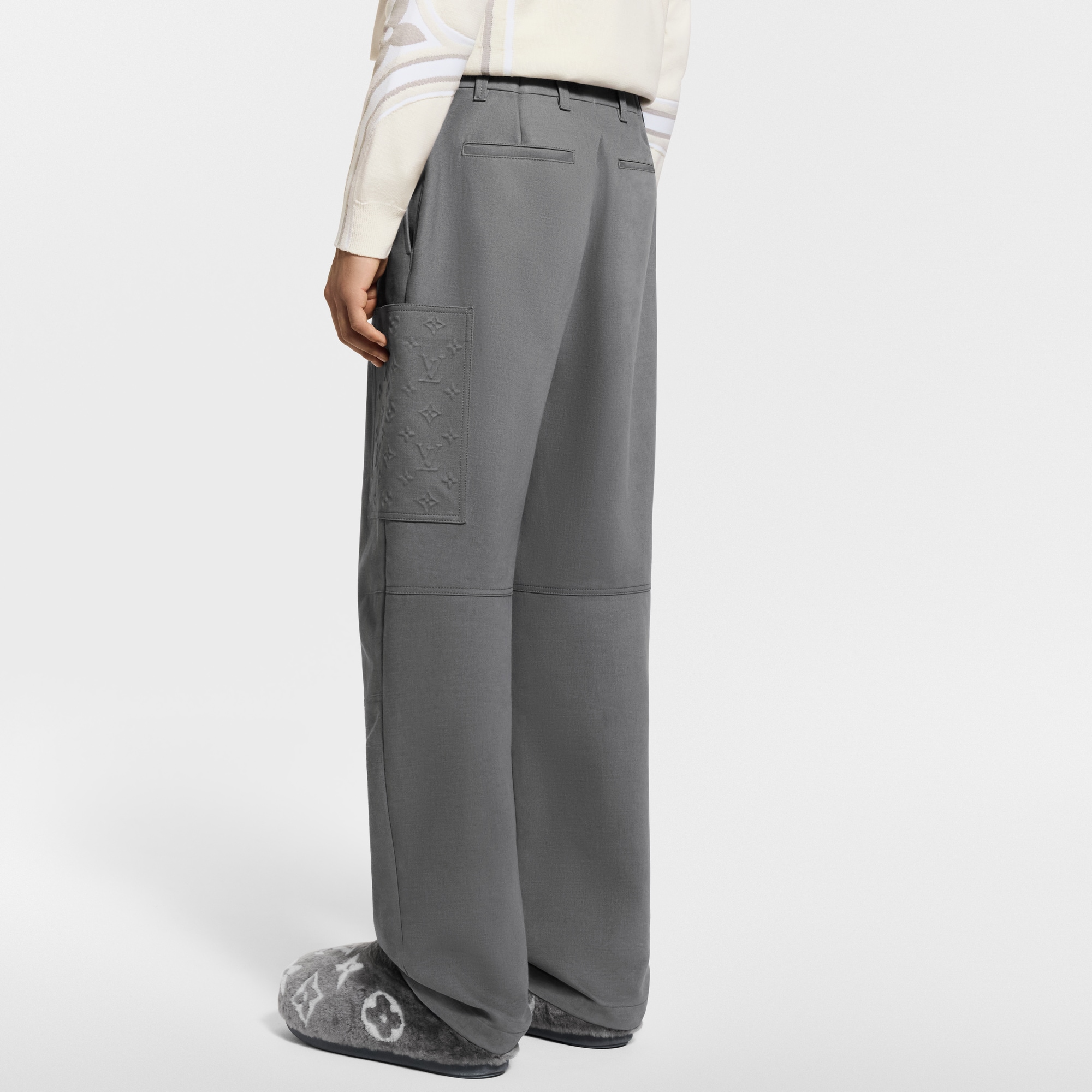  Ready-to-Wear Pants Cashmere Mix Cargo Pants | Louis Vuitton ® (Product zoom)