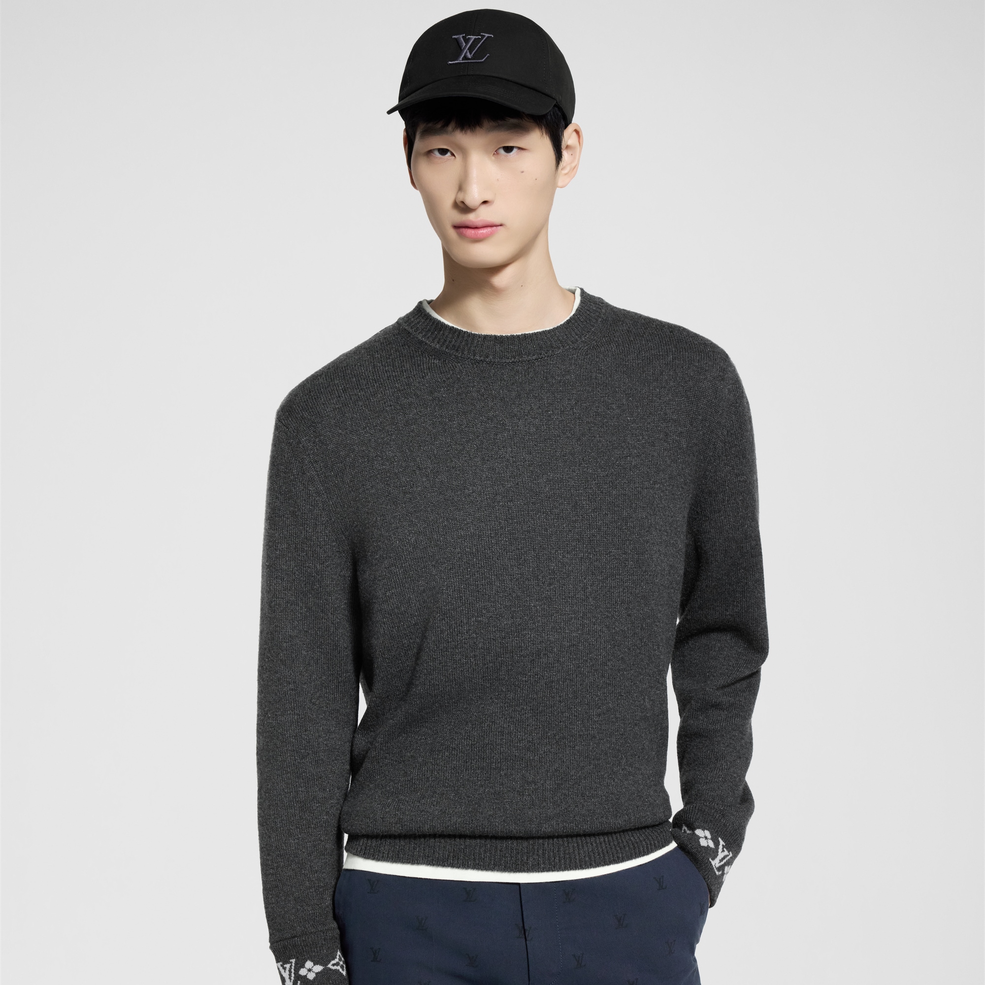  Ready-to-Wear All Ready-to-Wear Cashmere Pullover | Louis Vuitton ® (Product zoom)