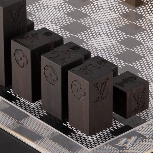 S00 Sport and Games } Chess Game | Louis Vuitton ® (Product zoom)