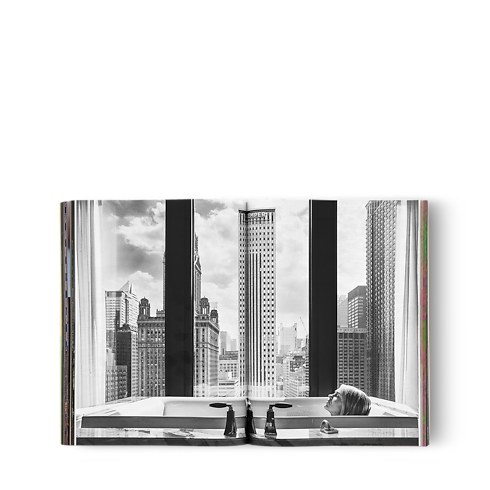 Library City Guides Cities On Earth | Louis Vuitton ® (Product zoom)