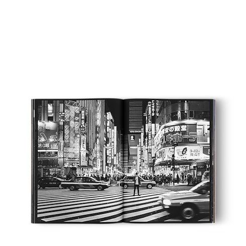 Library City Guides Cities On Earth | Louis Vuitton ® (Product zoom)