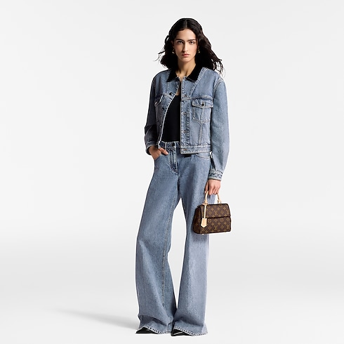 Monogram Handbags All Collections Cluny Mini | Louis Vuitton ® (Product zoom)