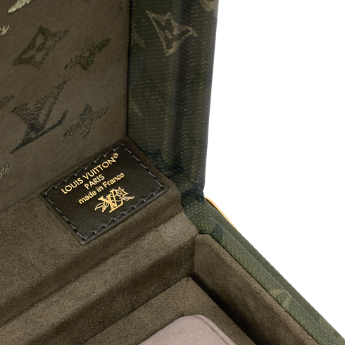 Other Monogram Canvas Trunks and Boxes Boxes Coffret 8 Montres | Louis Vuitton ® (Product zoom)