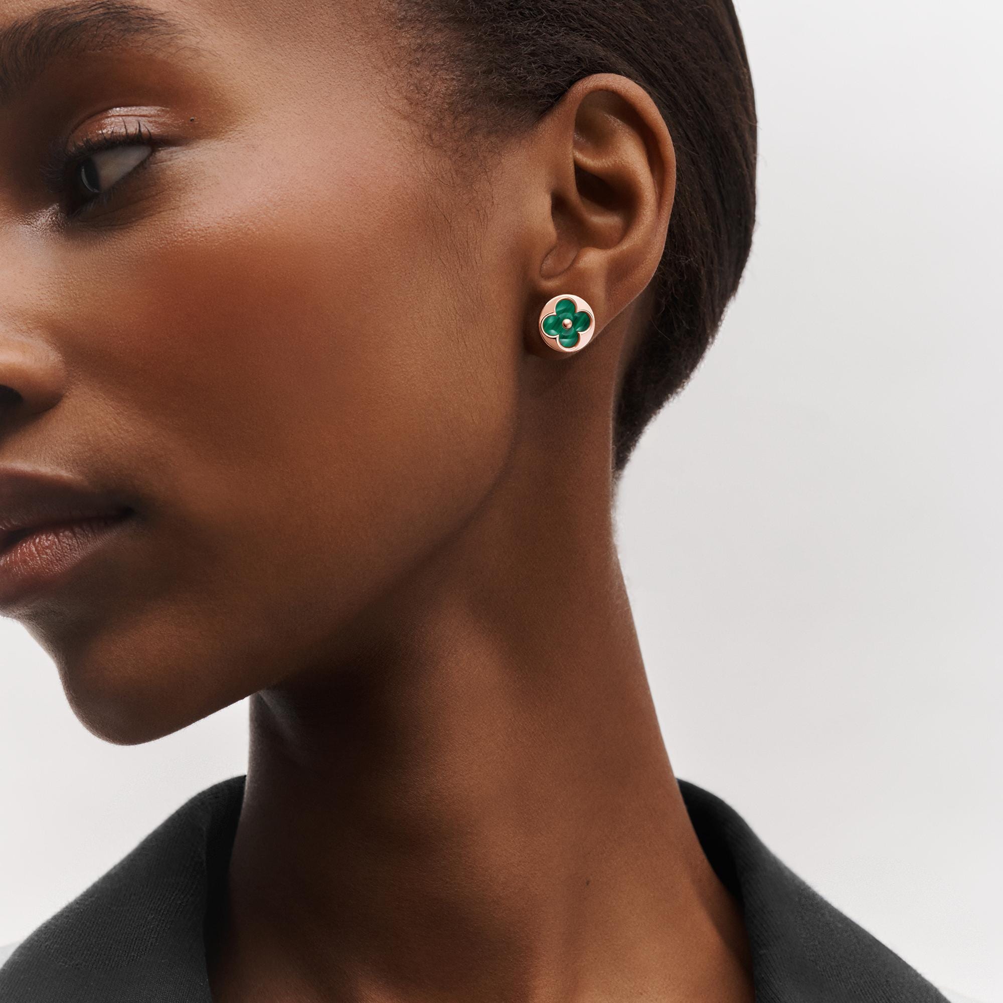  Categories All Fine Jewelry Color Blossom BB Sun Ear Stud, Pink Gold and Malachite - Per Unit | Louis Vuitton ® (Product zoom)