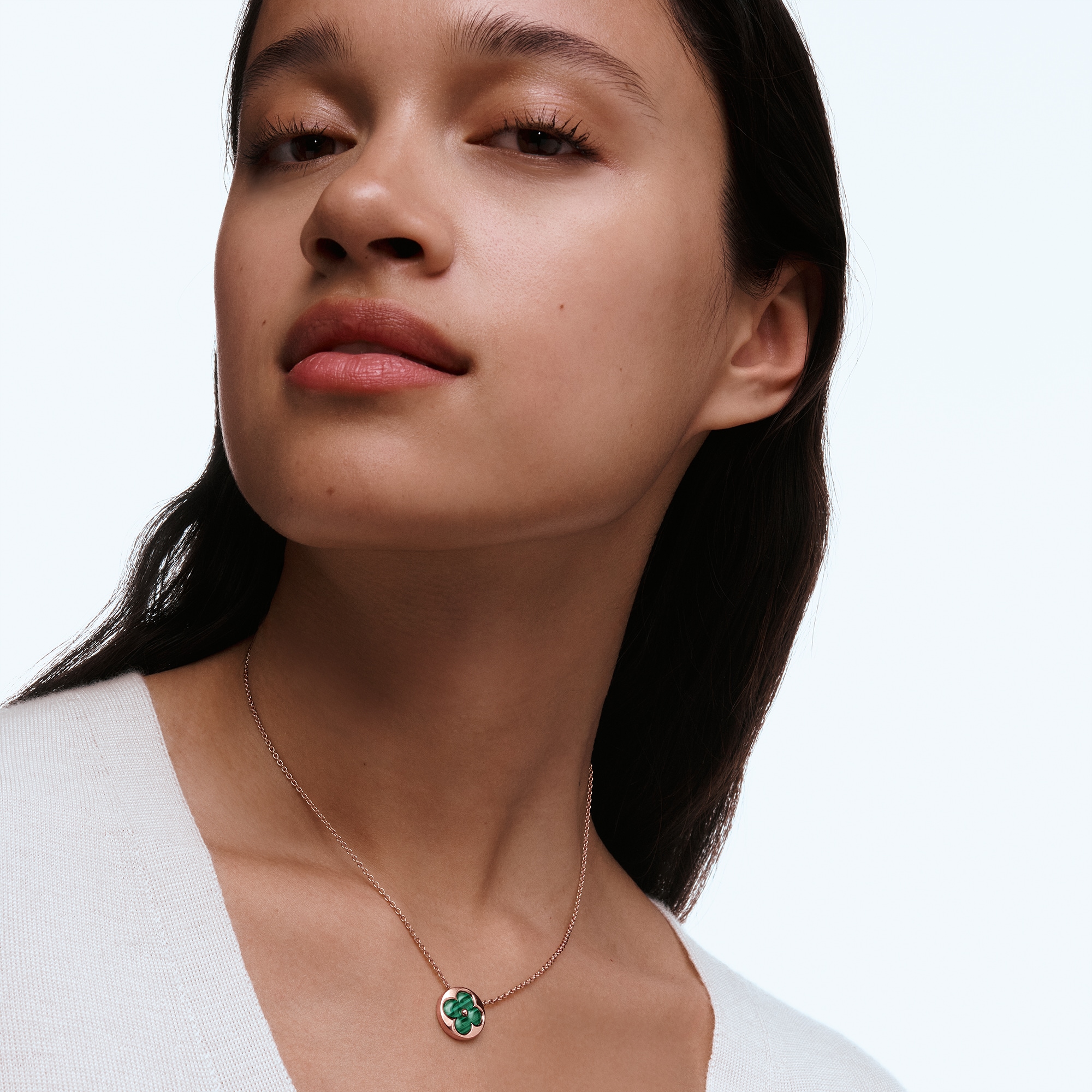  Categories Necklaces and Pendants  Color Blossom M Sun Pendant, Pink Gold and Malachite | Louis Vuitton ® (Product zoom)