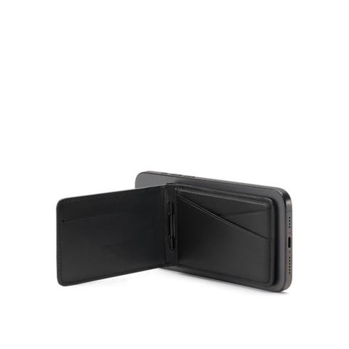 G72 Men's Small Leather Goods Card Holders Compact Magnet | Louis Vuitton ® (Product zoom)