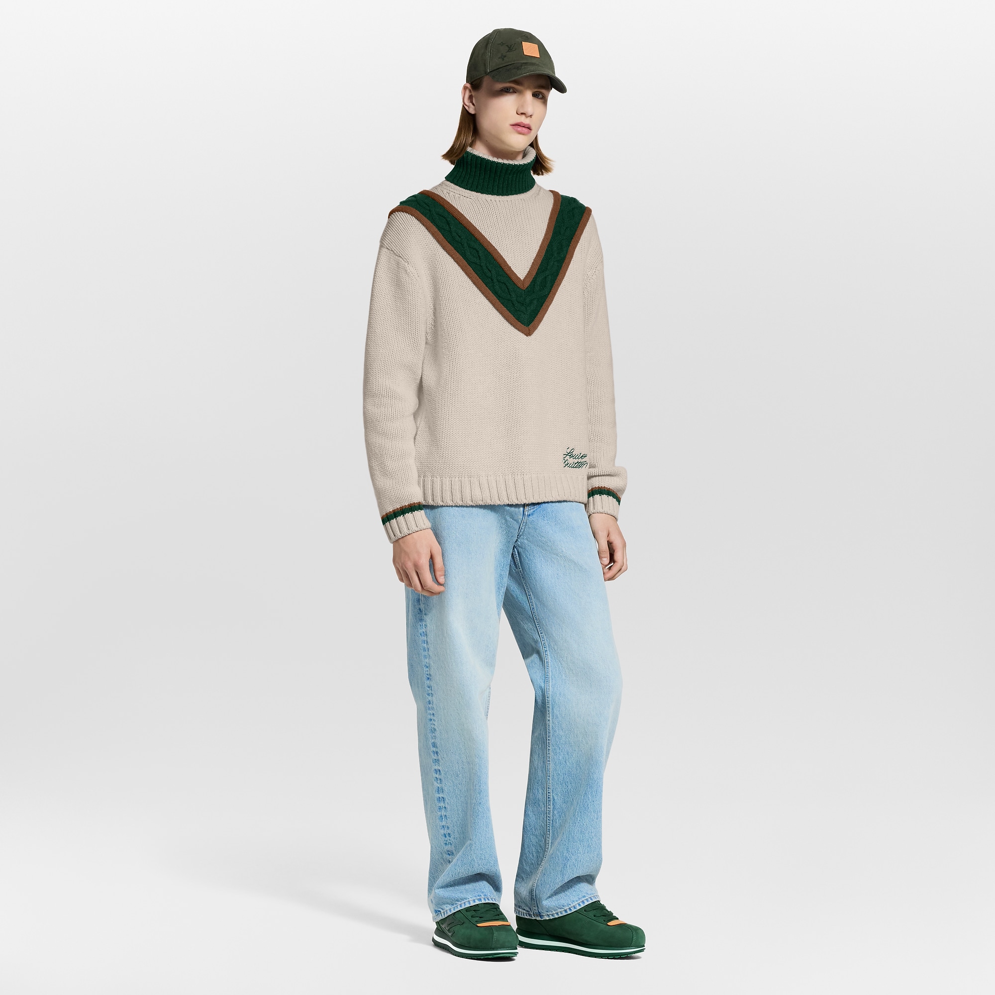 Contrasting Cable Knit Turtleneck