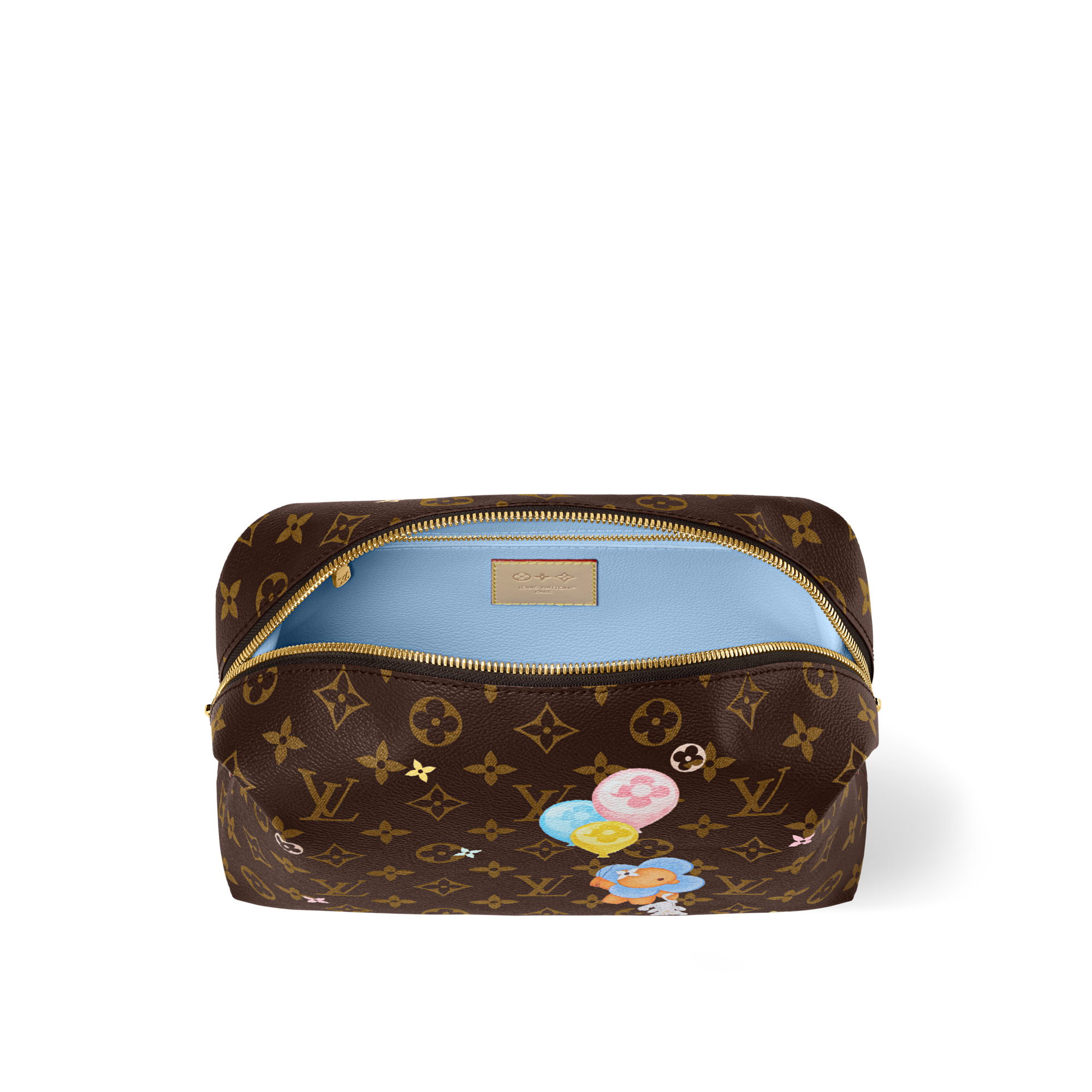 Other Monogram Canvas Travel Travel Accessories Cosmetic Pouch GM | Louis Vuitton ® (Product zoom)