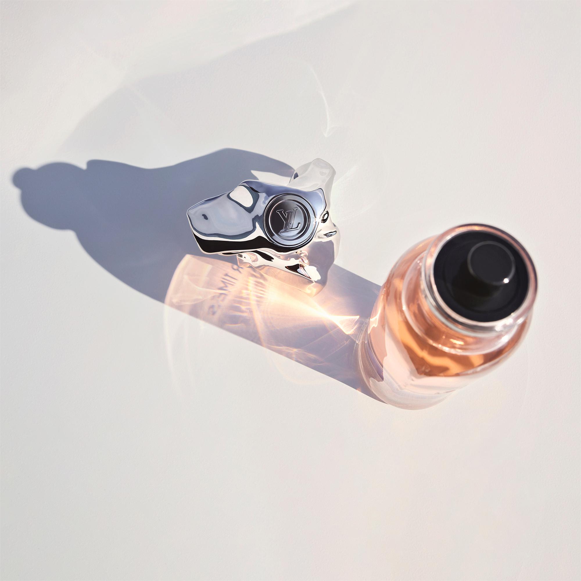  Exceptional Creations Les Extraits Collection Cosmic Cloud | Louis Vuitton ® (Product zoom)