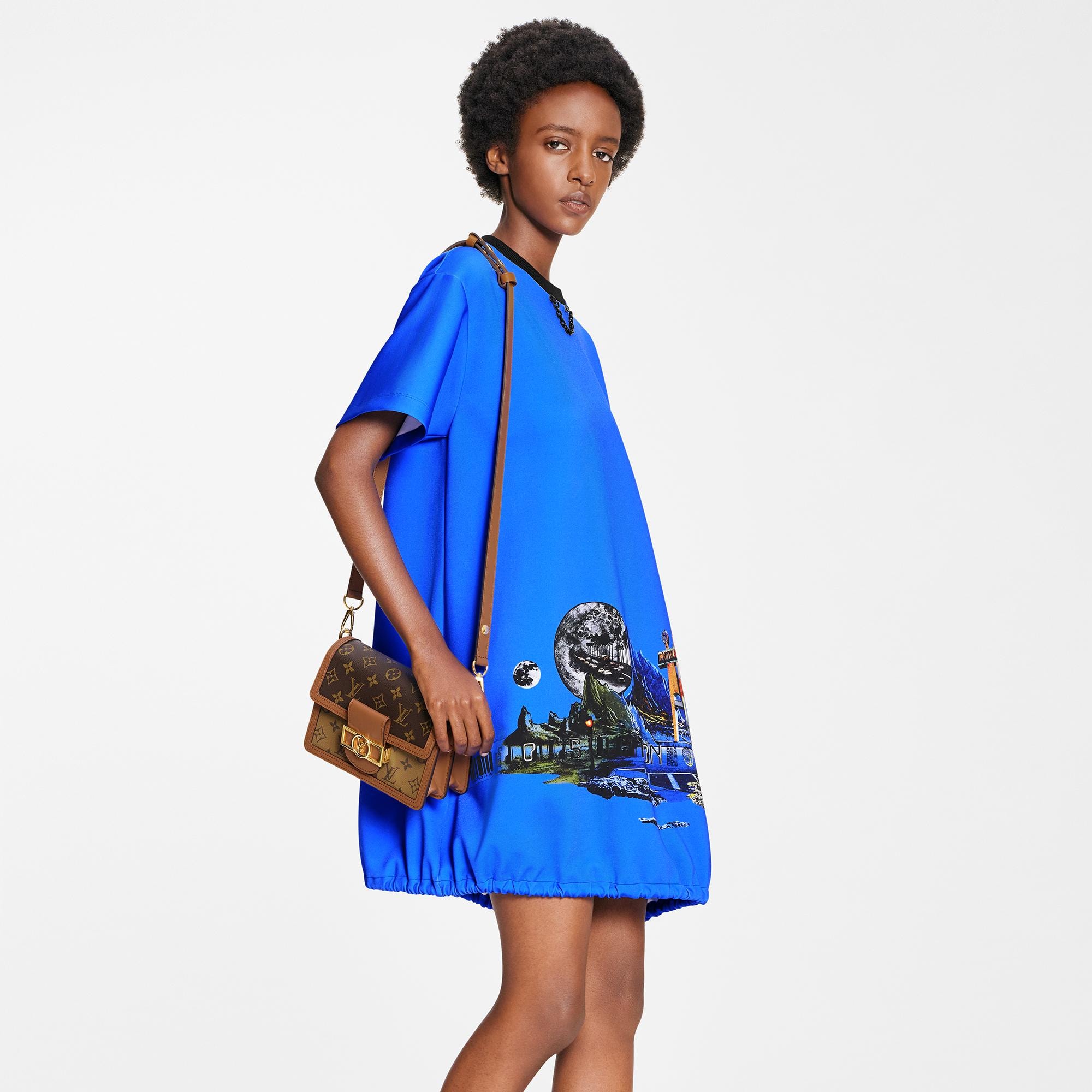  Discontinued Product Obs 7 Cosmic Motel Print Balloon T-Shirt Dress | Louis Vuitton ® (Product zoom)