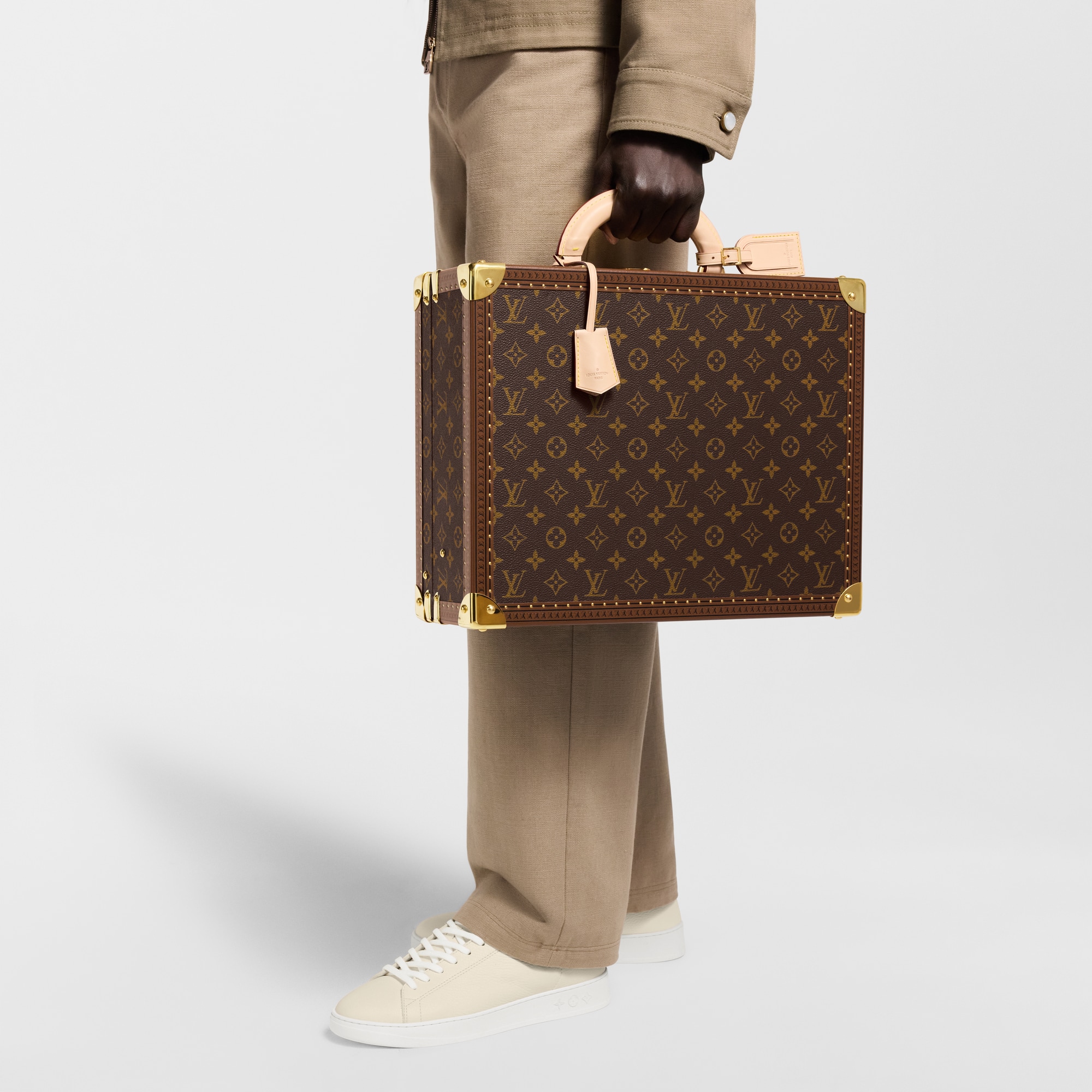 Monogram Trunks and Boxes Trunks and Suitcases Cotteville 16 Montres Monogram | Louis Vuitton ® (Product zoom)