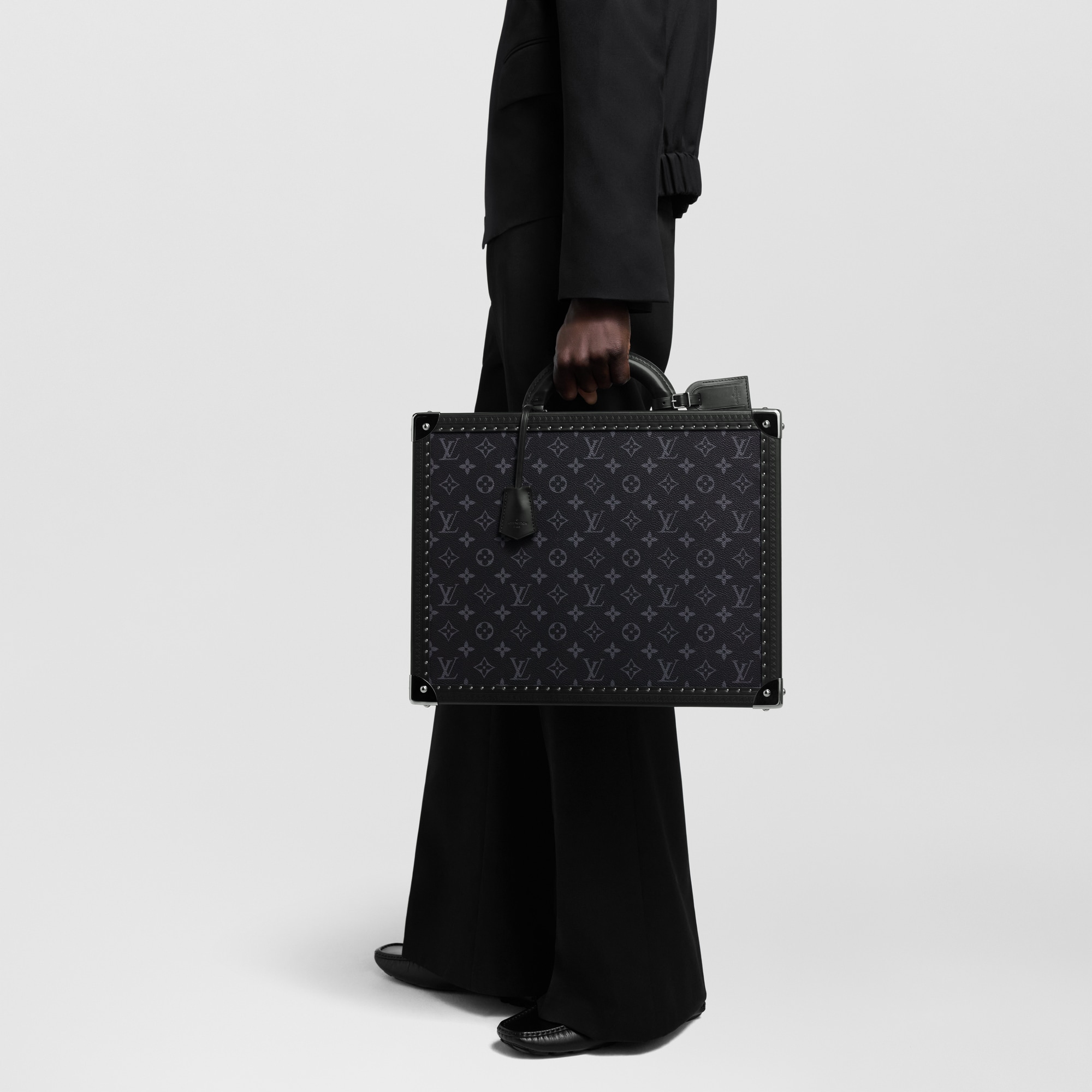 Monogram Eclipse Trunks and Boxes Trunks and Suitcases Cotteville 16 Montres Monogram Eclipse | Louis Vuitton ® (Product zoom)